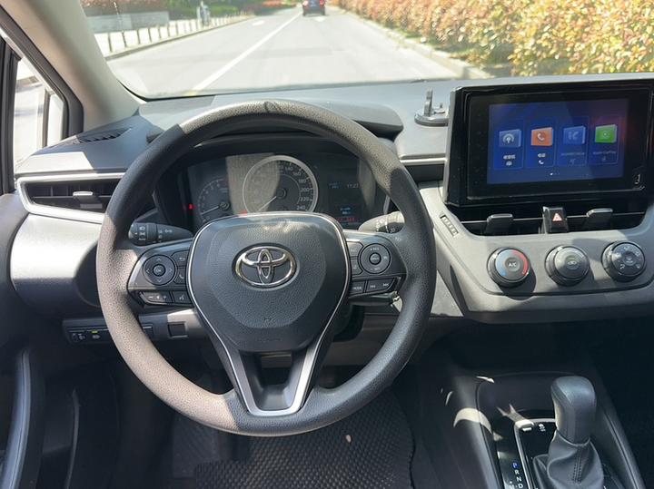 Corolla 2022 TNGA 1.5L CVT photo 2