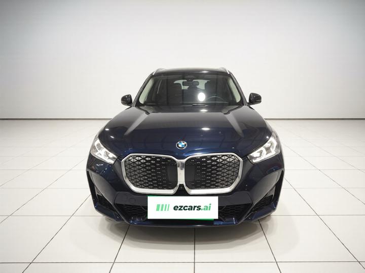 iX1 2025 eDrive25L M Sport Package photo 2