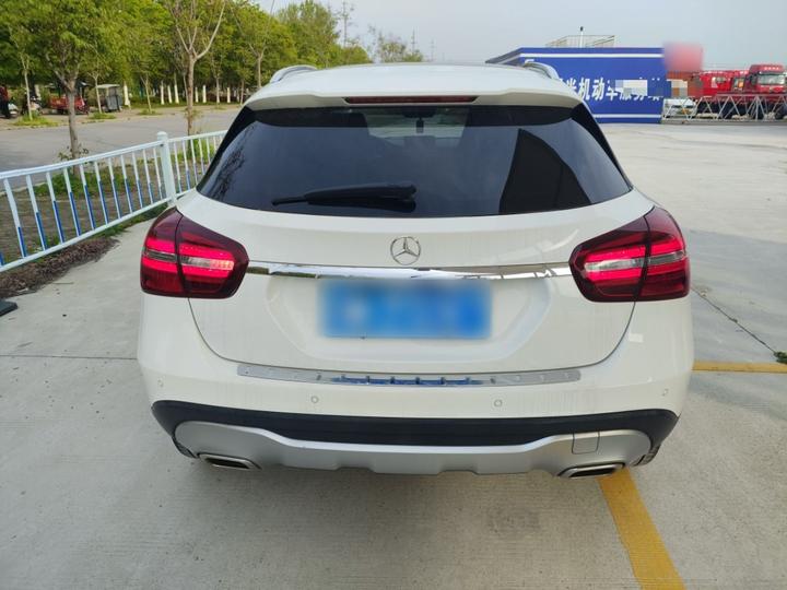 GLA 2019 GLA 200 Dynamic photo 3