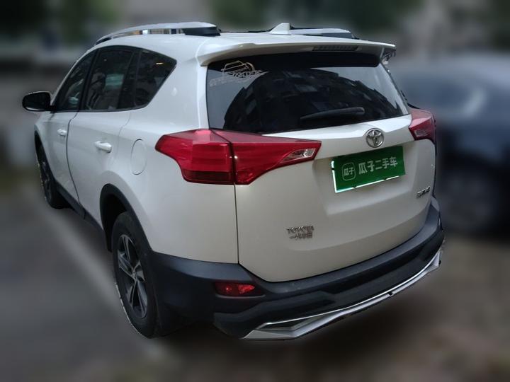 RAV4 2015 2.0L CVT RWD photo 4