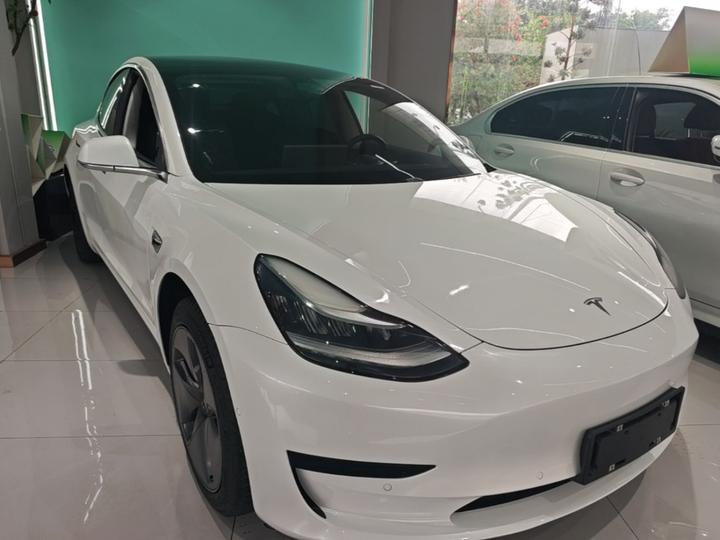 Model 3 Imported 2019 Standard Range RWD Upgraded photo 3