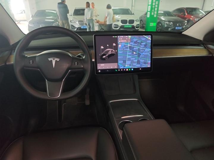 Model Y 2021 Standard Range RWD photo 6