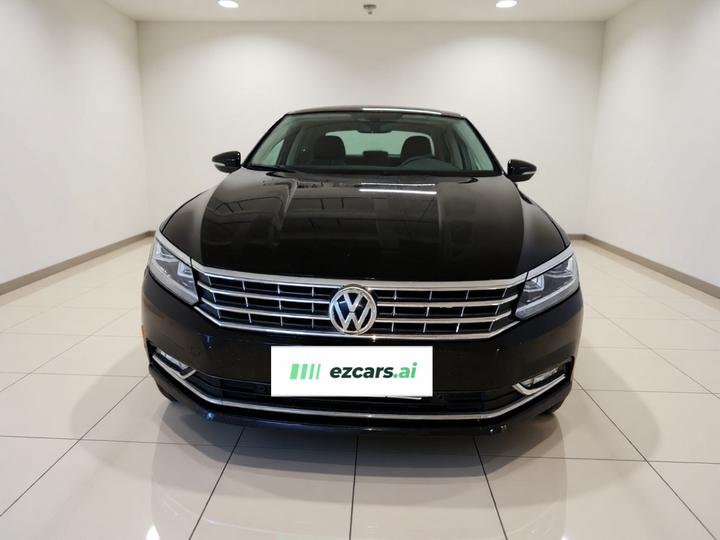 Passat 2017 330TSI DSG photo 2