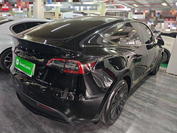 Model Y 2022 Facelift RWD photo 4