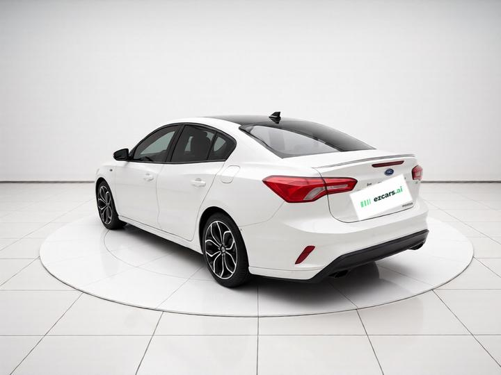 Focus 2020 Sedan EcoBoost 180 AT ST Line photo 4