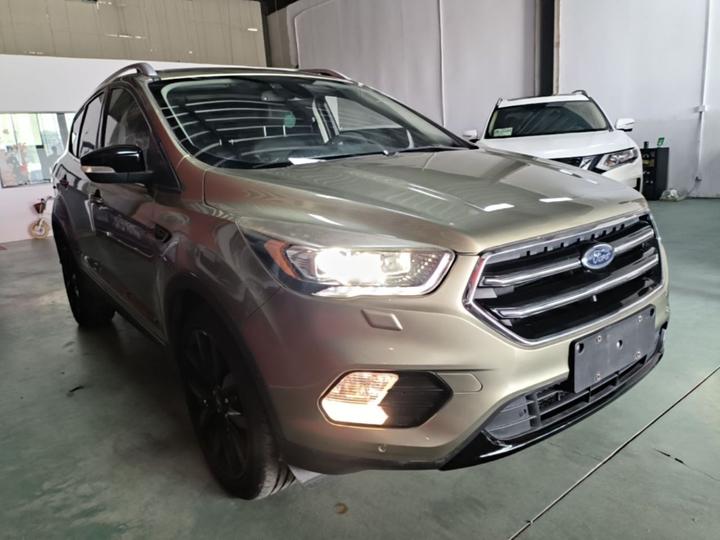Kuga 2017 EcoBoost 245 AWD Sport photo 3
