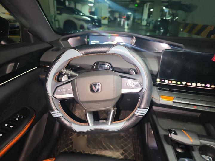 UNI-V 2024 1.5T photo 7