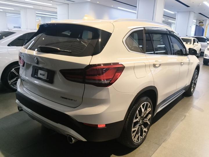 X1 2021 xDrive25Li Exclusive photo 4