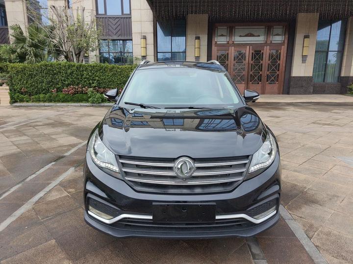 Fengon 580 2018 1.5T CVT Luxury photo 2