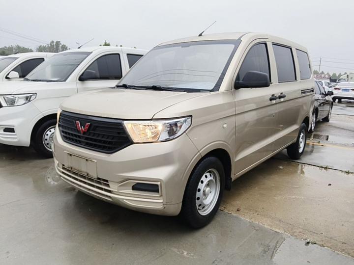 Wuling Hongguang V 2022 1.5L LAR