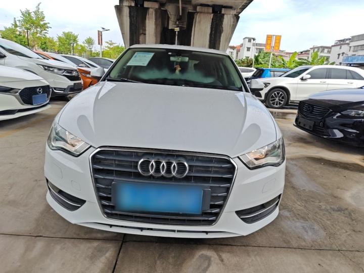 A3 2016 Sportback 35 TFSI Progressive photo 2