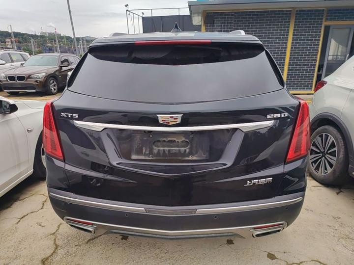 XT5 2020 28T Luxury photo 5