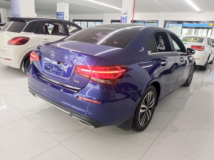A-Class 2020 Facelift A 180 L photo 6
