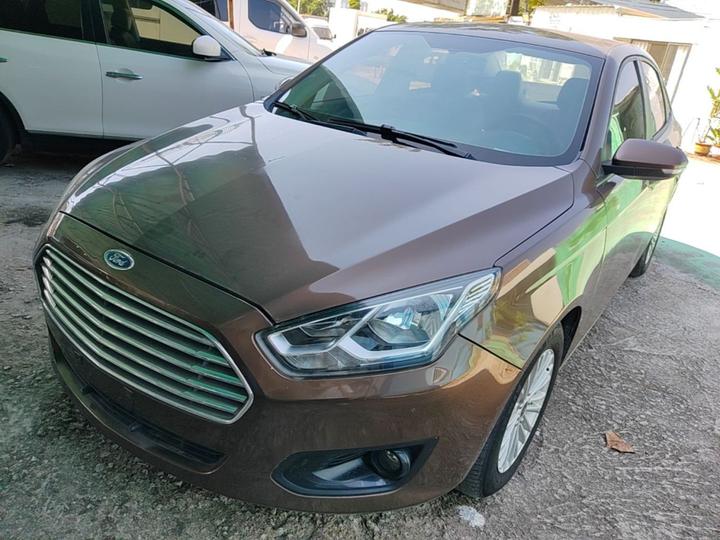 Escort 2017 1.5L AT Comfort