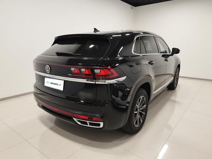 Teramont X 2023 380TSI AWD Luxury photo 6