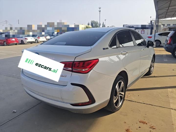 BAIC EU5 2018 R500 photo 6