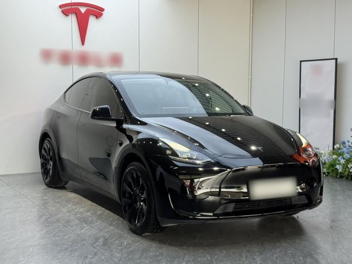 Model Y 2022 Facelift RWD photo 3