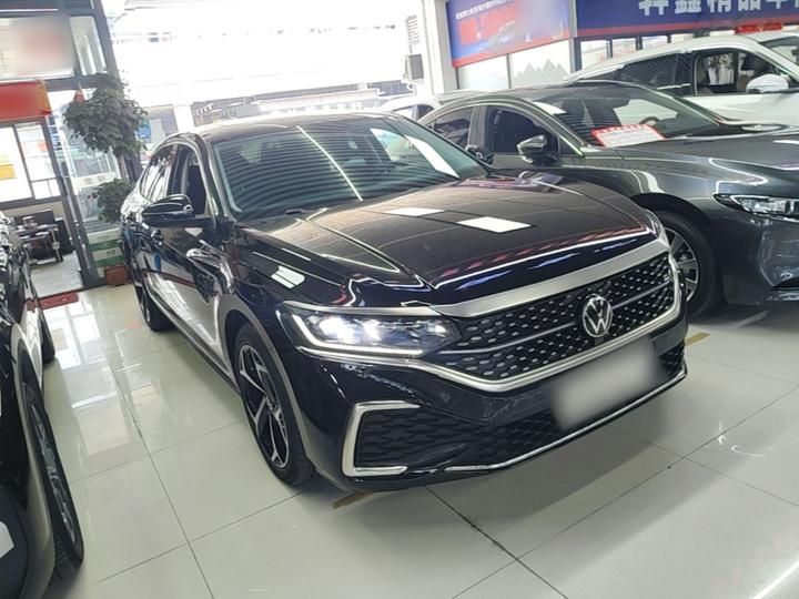 Passat 2023 Facelift 330TSI Elite photo 3