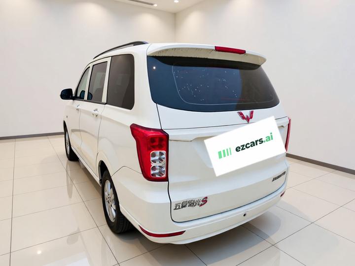 Wuling Hongguang 2018 1.5L S Standard L2B photo 4