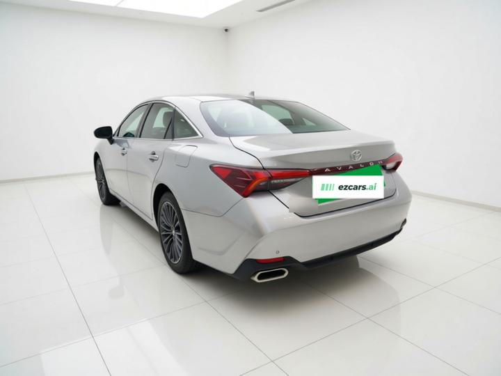 Avalon 2022 2.0L XLE Exclusive photo 4