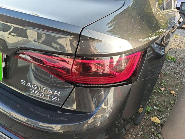 Sagitar 2023 280TSI DSG Plus photo 7