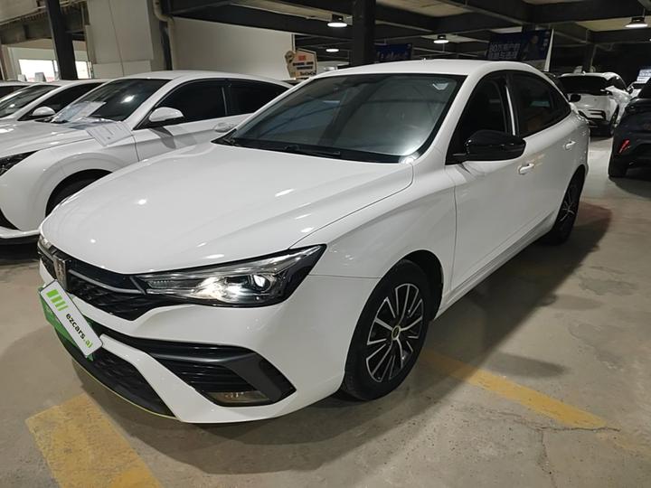 i5 2021 1.5L MT Platinum