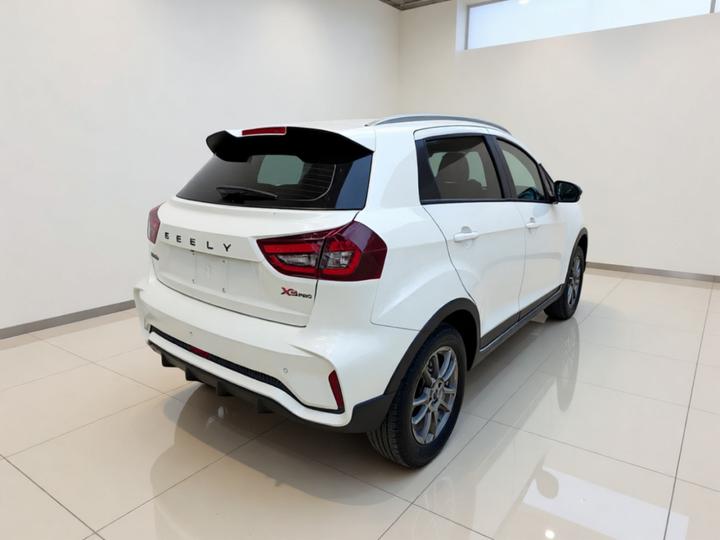 Vision X3 2021 PRO 1.5L CVT Premium photo 4