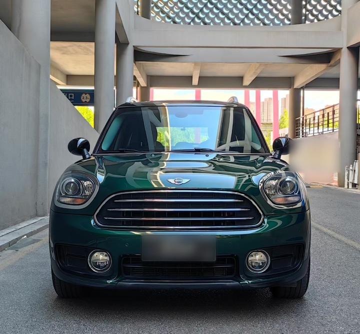 2017 1.5T COOPER ALL4 photo 2
