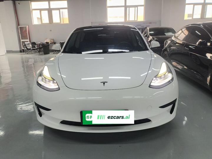 Model 3 2022 RWD photo 2