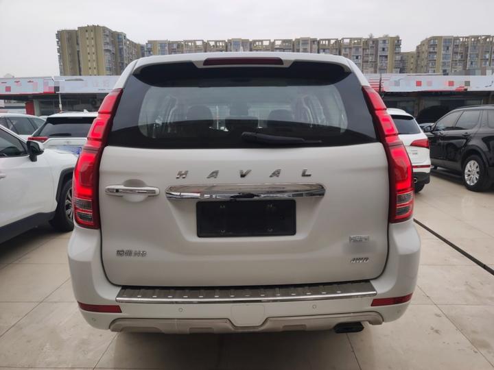 H9 2015 2.0T AWD Standard 7-Seater photo 3