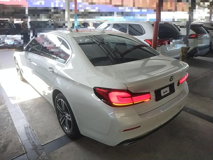 5 Series 2023 530Li Leading Luxury photo 4