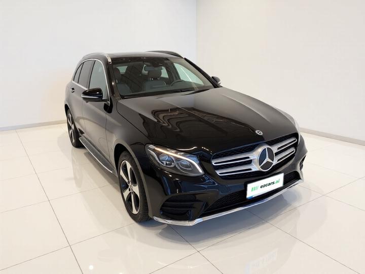 GLC 2019 Facelift GLC 260 L 4MATIC Luxury photo 3