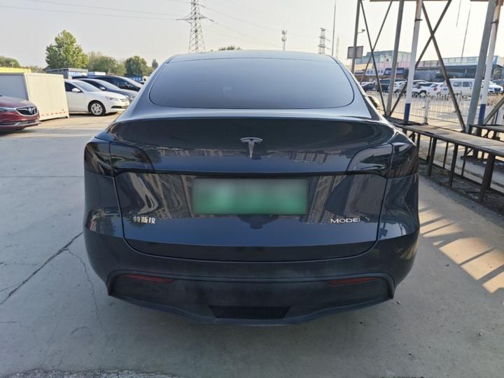 Model Y 2022 Facelift Long Range AWD photo 3