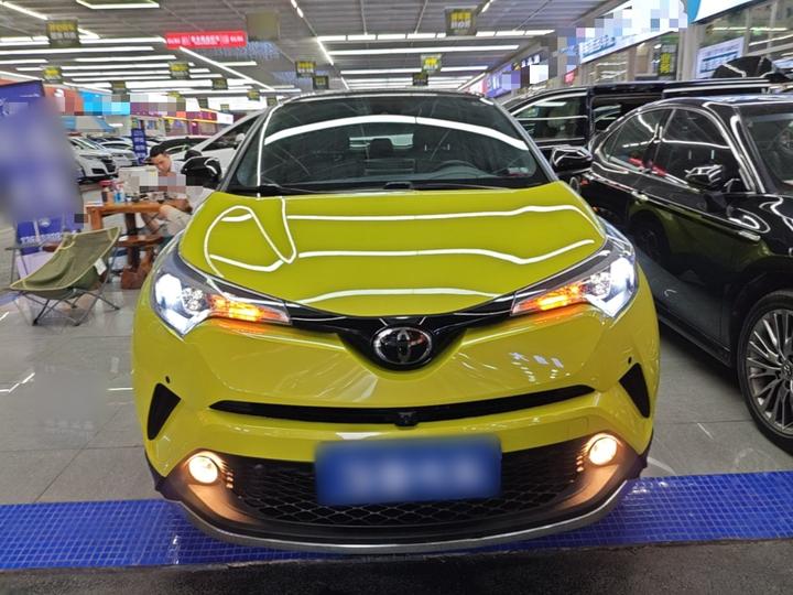 C-HR 2020 2.0L Leading photo 2