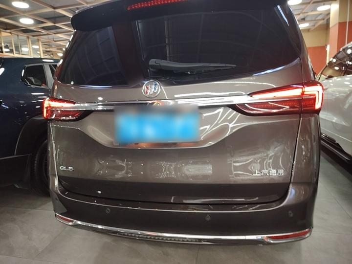GL8 2023 Facelift Luxury photo 3