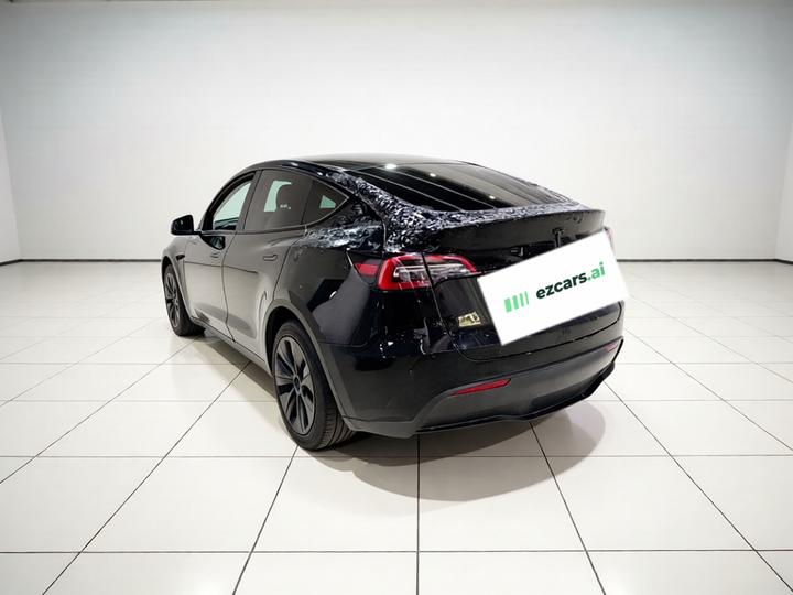 Model Y 2024 RWD photo 4