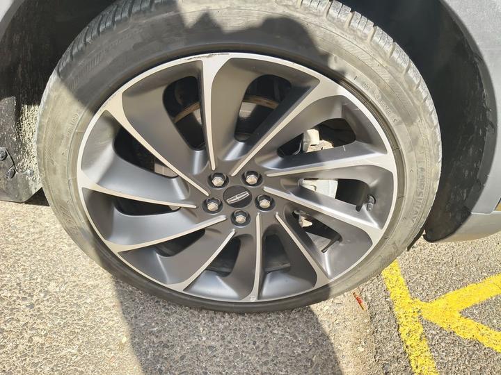 Nautilus 2022 2.7T AWD photo 8