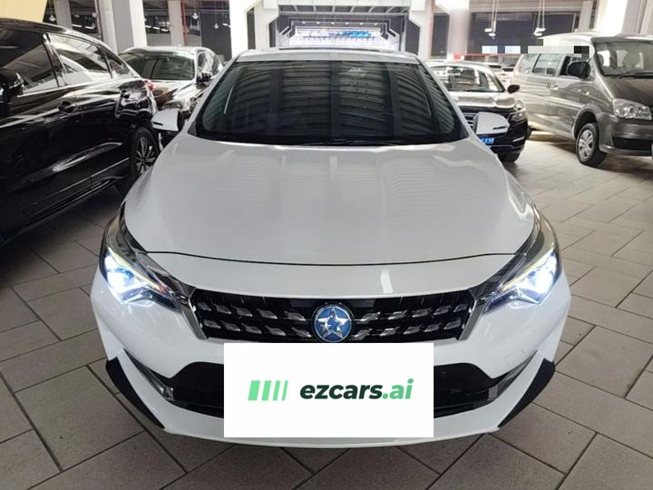 D60 2018 1.6L CVT Connected Elite photo 2