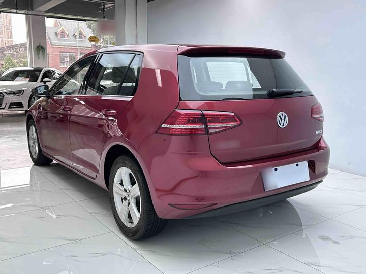 Golf 2016 1.6L AT Comfort photo 2
