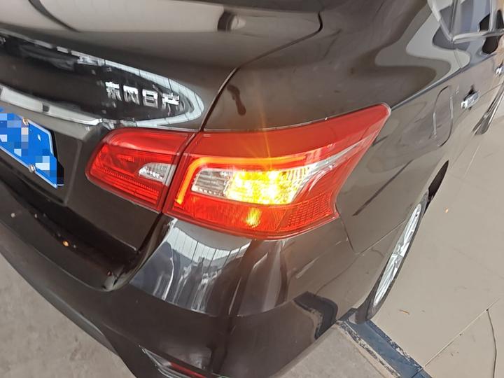 Sylphy 2022 Classic 1.6XE CVT Comfort photo 7