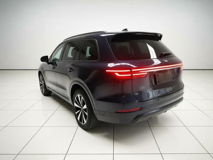 Li Auto ONE 2020 EREV 6-Seater photo 4