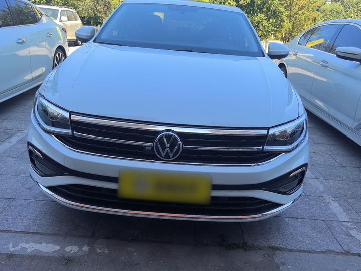 Bora 2023 200TSI DSG photo 2