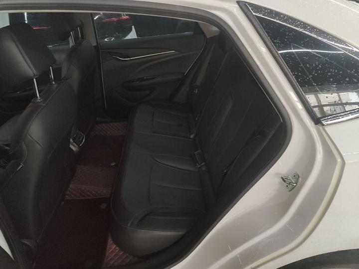 Excelle 2021 Facelift Classic 1.5L AT Elite photo 4