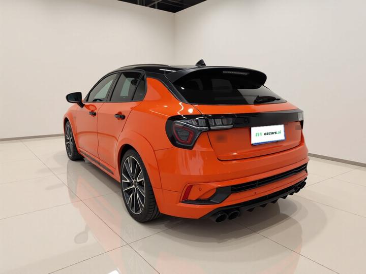 02 Hatchback 2021 2.0TD Halo photo 4