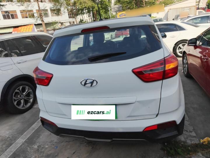 ix25 2015 1.6L AT RWD Smart GLS photo 5