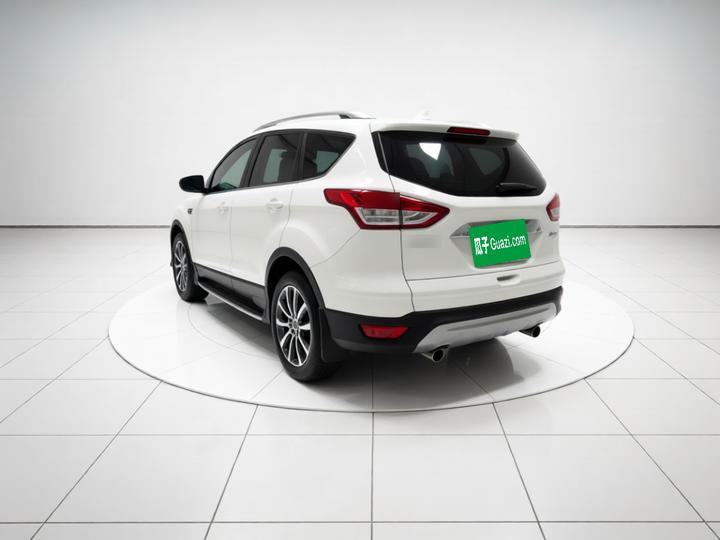 Kuga 2013 1.6L GTDi AWD Elite photo 4