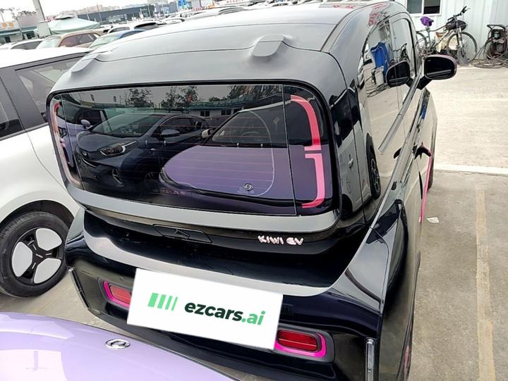 KiWi EV 2022 NCM photo 3
