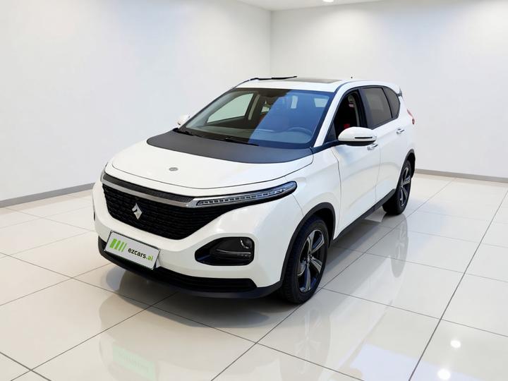 RM-5 2019 1.5T MT 24 Elite 7-Seater