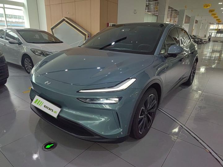 L60 2024 60kWh RWD
