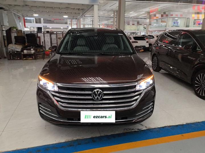 Viloran 2022 380TSI Premium photo 2